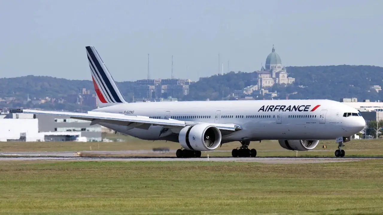 Air France Terminal at Dallas-Fort Worth International Airport (DFW)