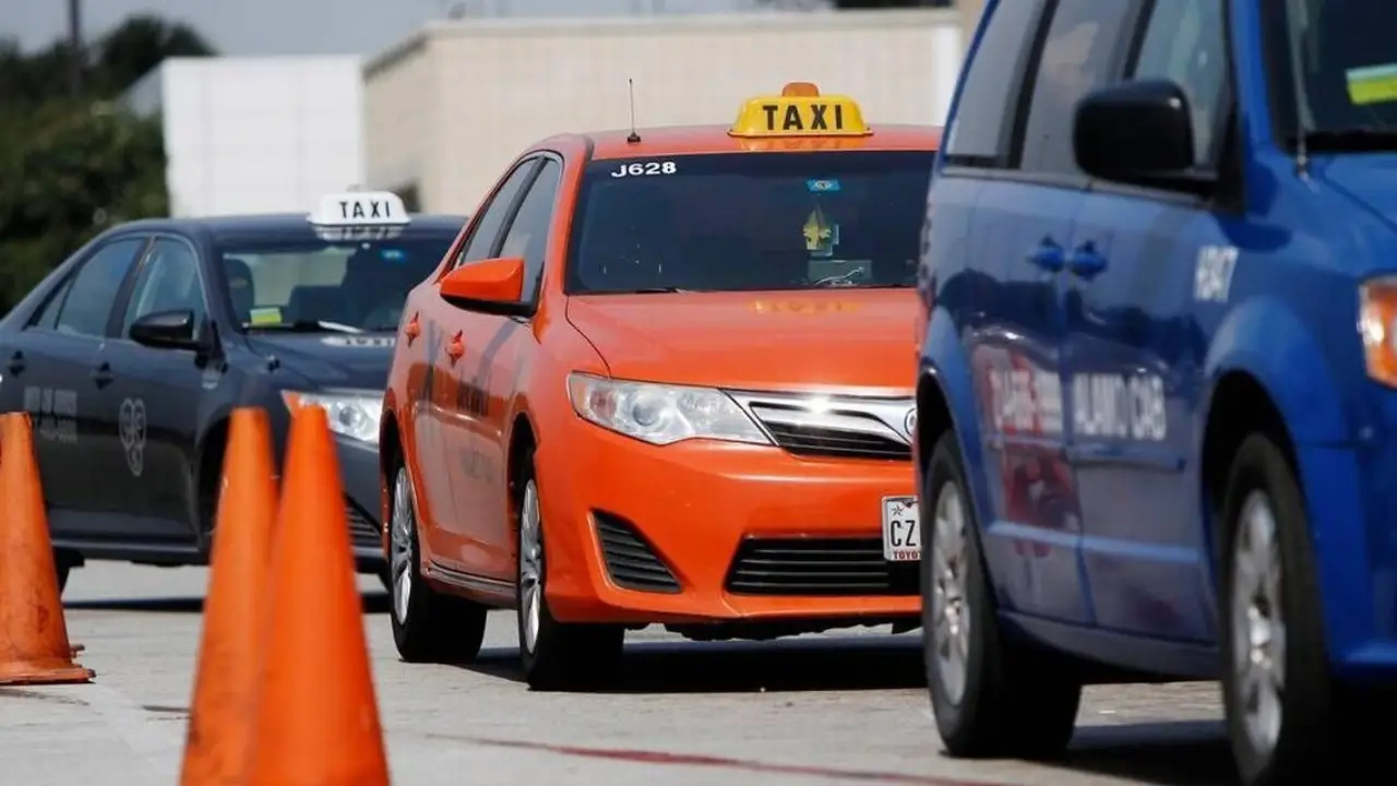 Taxi service at Dallas-Fort Worth International Airport