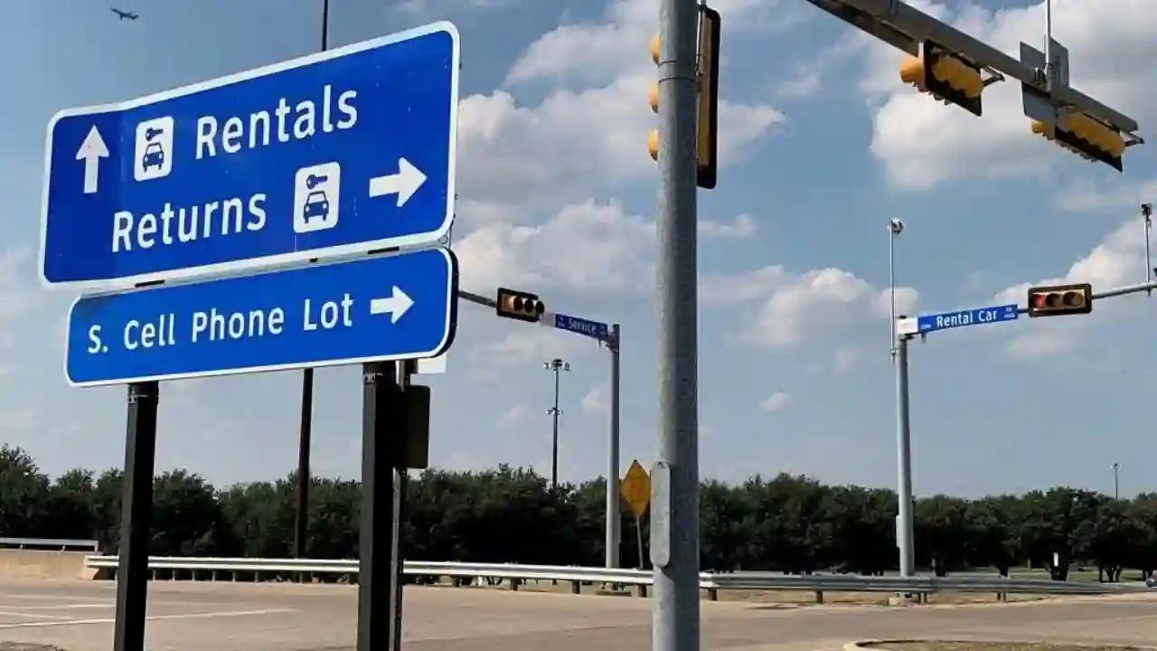 Cell Phone Lots at Dallas-Fort Worth International Airport (DFW)